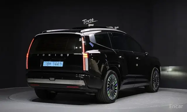 HYUNDAI IONIQ 9 AWD 6-SEATER 2025