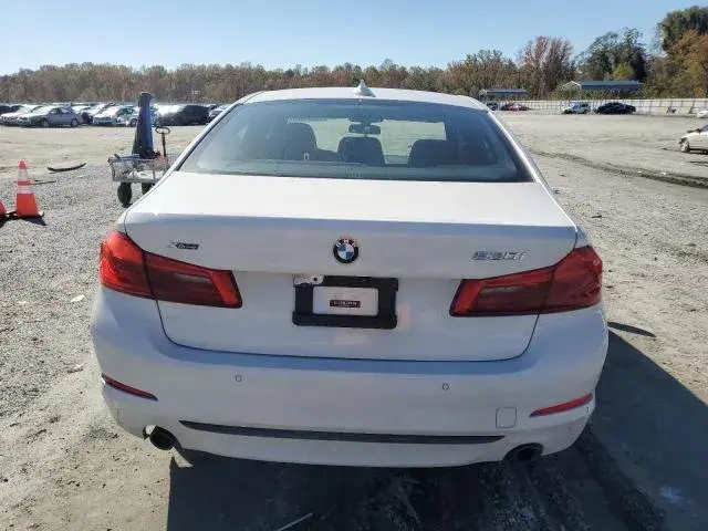 BMW 530 XI 2019