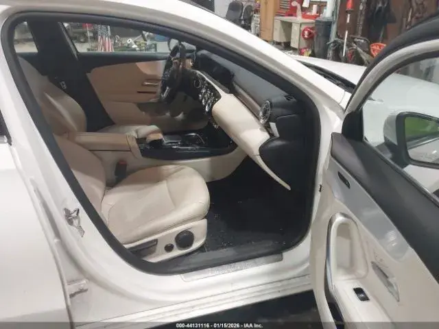 MERCEDES-BENZ A-CLASS A 220 4MATIC 2022