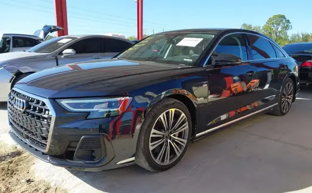 AUDI A8 L 55 TFSI 2023