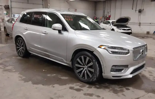 VOLVO XC90 RECHARGE PLUG-IN HYBRID 2022