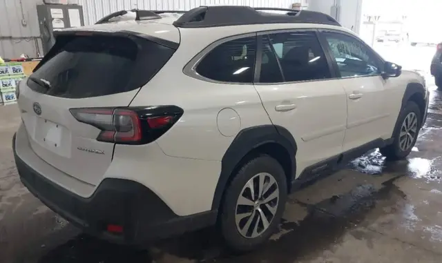 SUBARU OUTBACK PREMIUM 2023