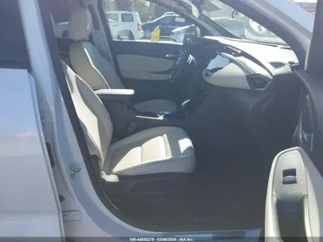 BUICK ENCORE GX ESSENCE 2022