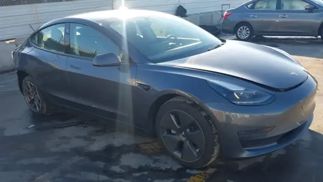 TESLA MODEL 3 REAR-WHEEL 2023