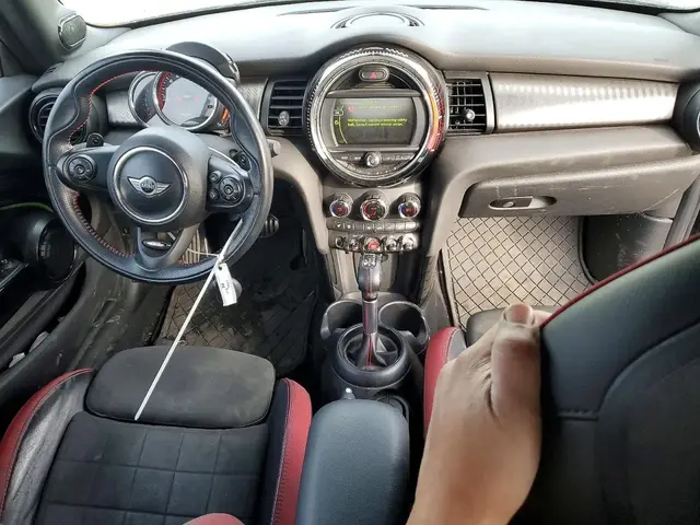 MINI JOHN COOPER WORKS 2018