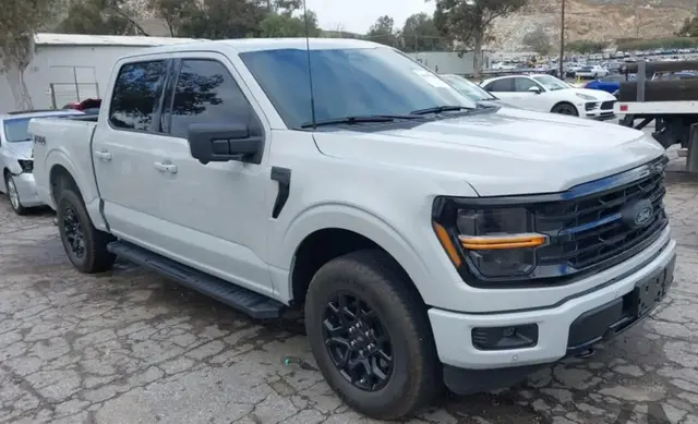 FORD F-150 XLT 2024