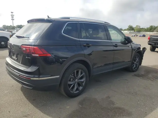 VOLKSWAGEN TIGUAN SE 2022