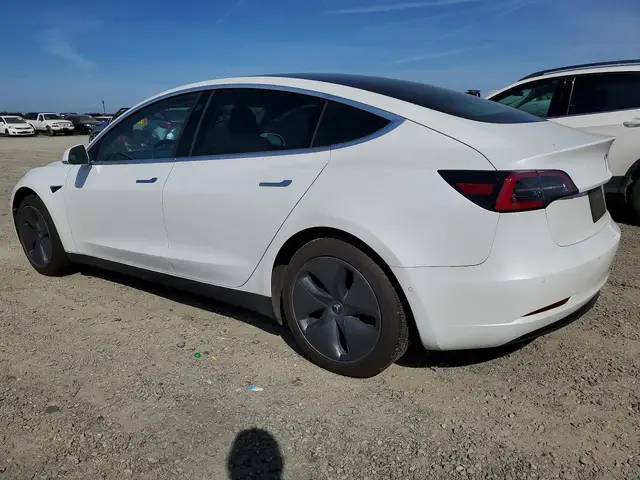TESLA MODEL 3 2019