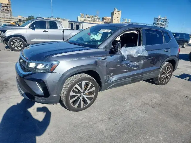 VOLKSWAGEN TAOS SE 2022