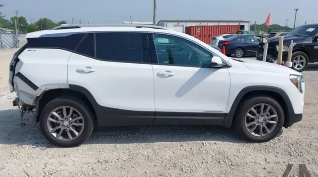 GMC TERRAIN AWD SLT 2023