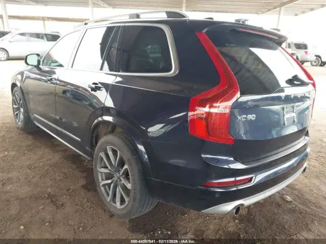 VOLVO XC90 T5 MOMENTUM 2019