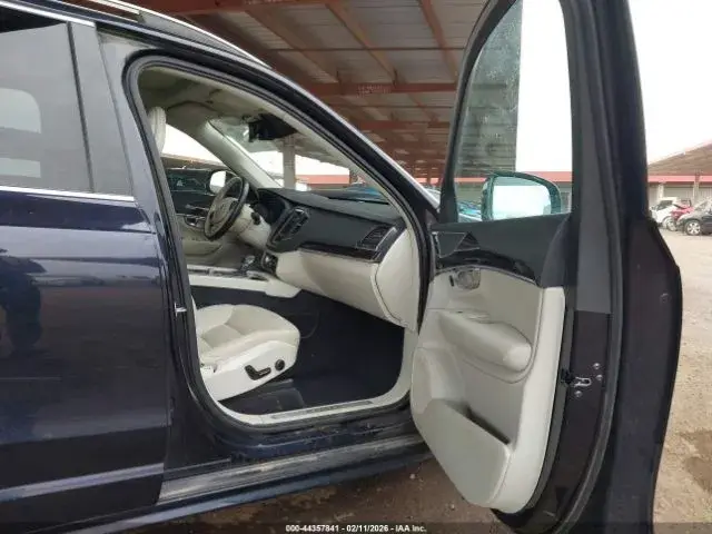 VOLVO XC90 T5 MOMENTUM 2019
