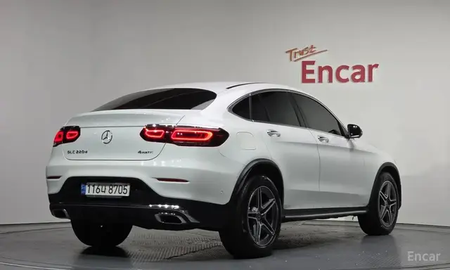 MERCEDES-BENZ GLC220D COUPE 2022