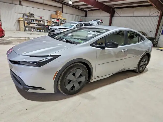 TOYOTA PRIUS LE 2024