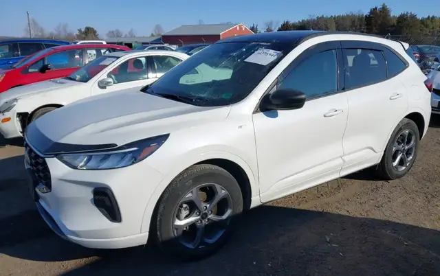 FORD ESCAPE ST-LINE 2023