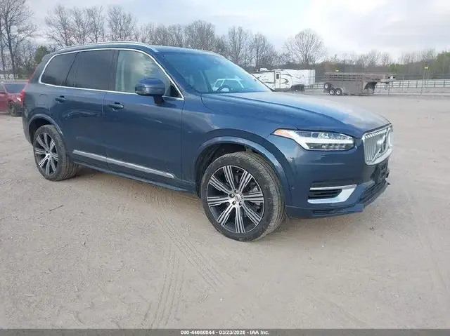 VOLVO XC90 RECHARGE PLUG-IN HYBRID 2022