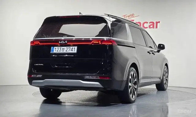 KIA CARNIVAL 2021