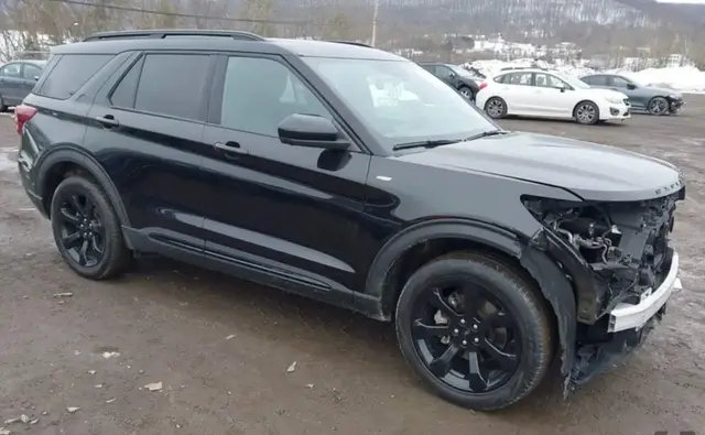 FORD EXPLORER ST-LINE 2023