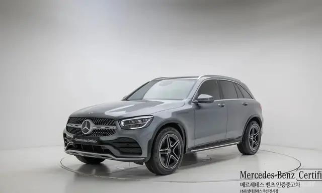 MERCEDES-BENZ GLC300 2022