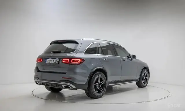 MERCEDES-BENZ GLC300 2022
