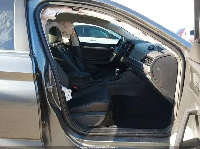 VOLKSWAGEN JETTA SE 2022