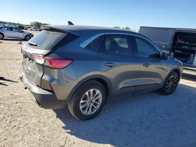 FORD ESCAPE SE 2022
