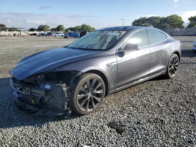 TESLA MODEL S 2018