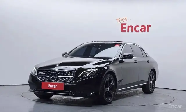 MERCEDES-BENZ E220D AVANTGARDE 2017