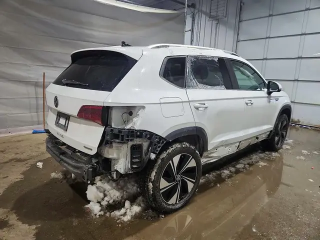 VOLKSWAGEN TAOS SE 2023