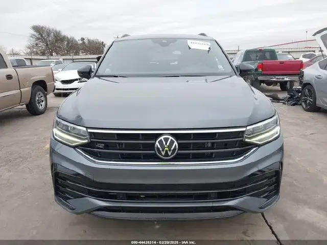 VOLKSWAGEN TIGUAN 2022