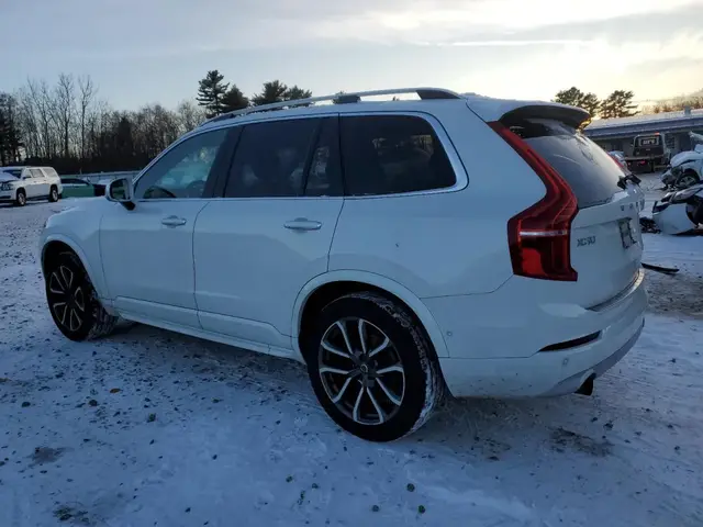 VOLVO XC90 T5 2018