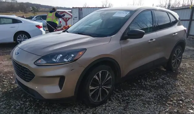 FORD ESCAPE SE 2021