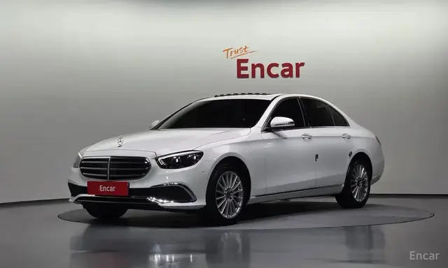MERCEDES-BENZ E-CLASS 220D 4MATIC 2021