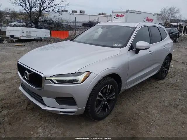 VOLVO XC60 T6 MOMENTUM 2018