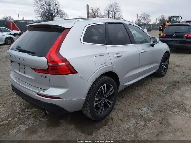 VOLVO XC60 T6 MOMENTUM 2018