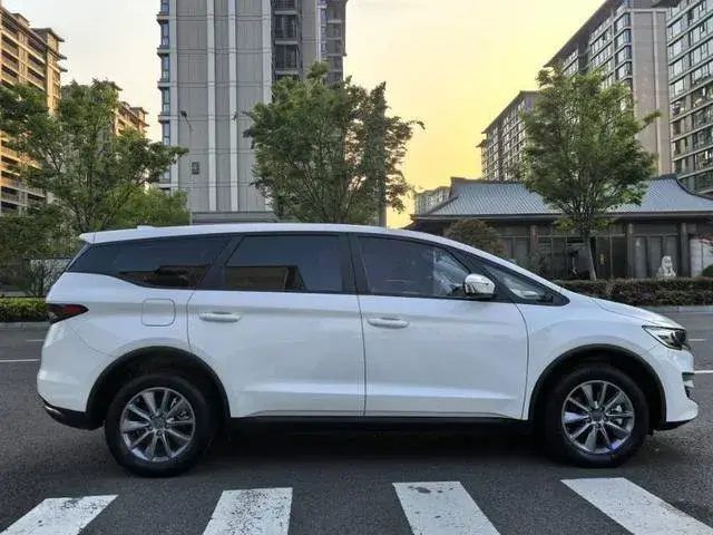 GEELY JIAJI 2021