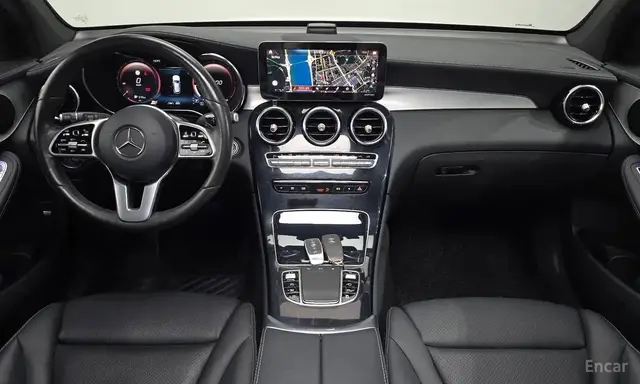 MERCEDES-BENZ GLC 220D 2021