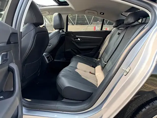 PEUGEOT 508L 400THP DYNAMIC FLAGSHIP 2023