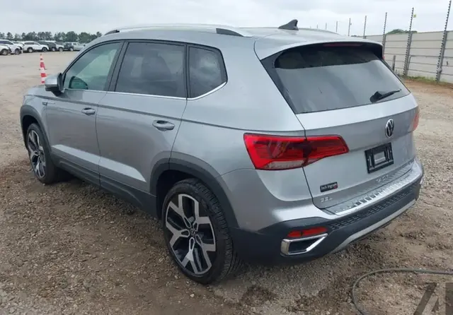 VOLKSWAGEN TAOS SEL 2022