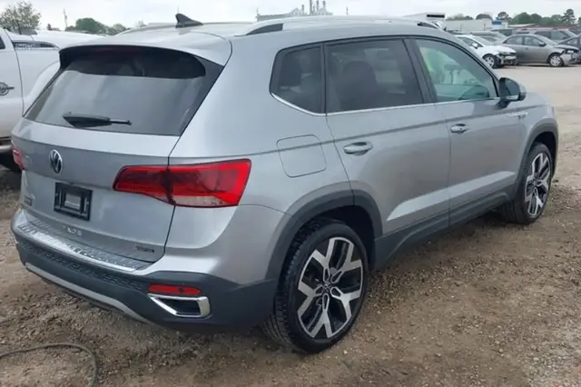 VOLKSWAGEN TAOS SEL 2022