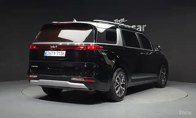 KIA CARNIVAL 9-SEATER PRESTIGE 2021