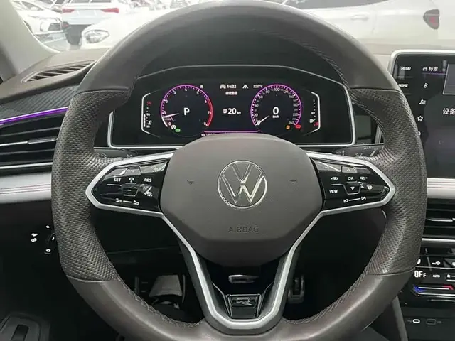 VOLKSWAGEN TIGUAN L 2022