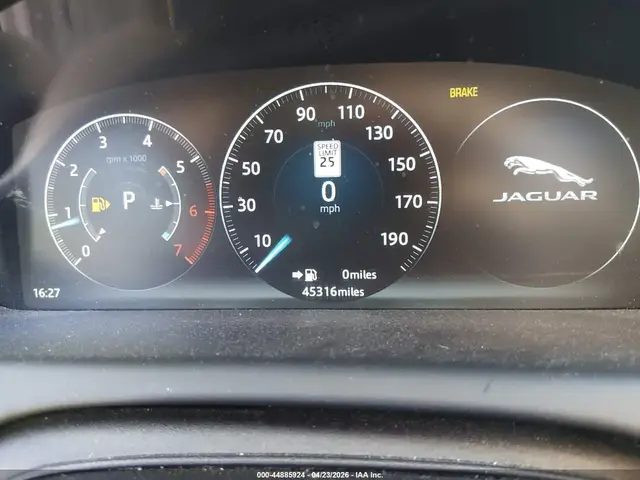 JAGUAR XJL PORTFOLIO 2016