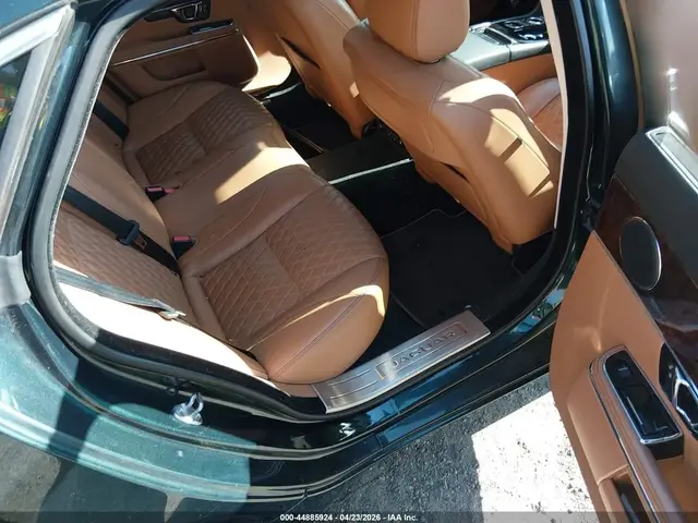 JAGUAR XJL PORTFOLIO 2016