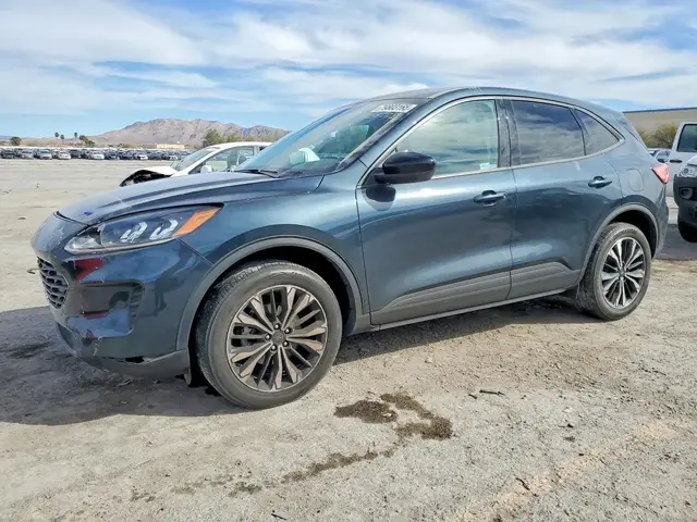 FORD ESCAPE SE 2022
