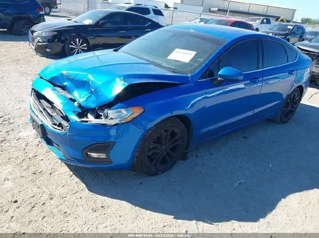 FORD FUSION SE 2019