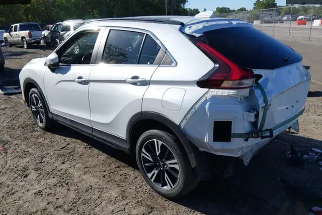 MITSUBISHI ECLIPSE CROSS 2023