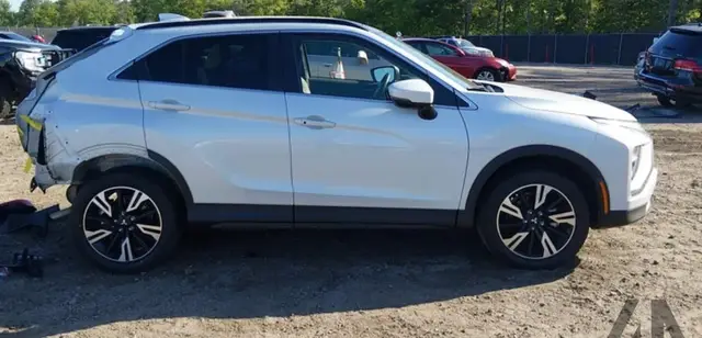 MITSUBISHI ECLIPSE CROSS 2023