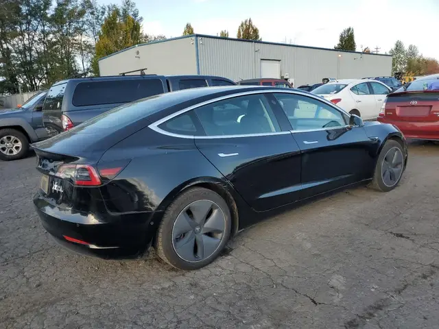 TESLA MODEL 3 2019