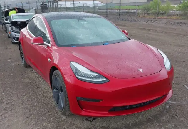 TESLA MODEL 3 LONG RANGE/PERFORMANCE 2019